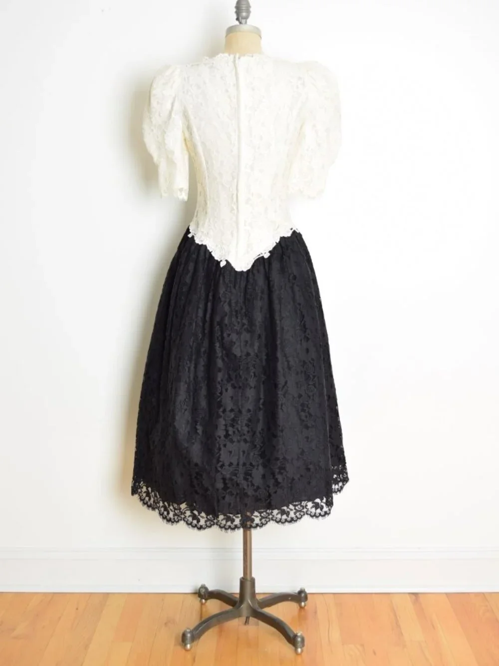 vintage 80s party prom dress cottagecore lace crochet Cachet tea length midi M - Picture 8 of 11
